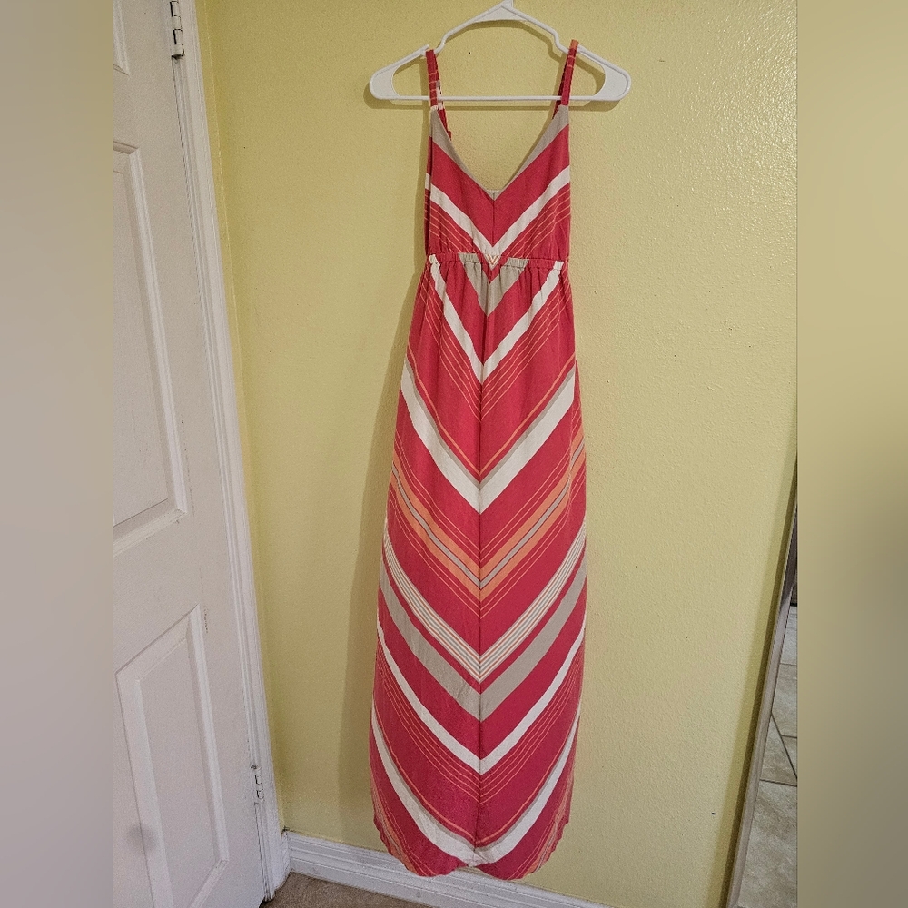 Old Navy Pink and White Chevron Maxi Dress